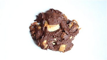 Čokoládové sušenky s příchutí datlí